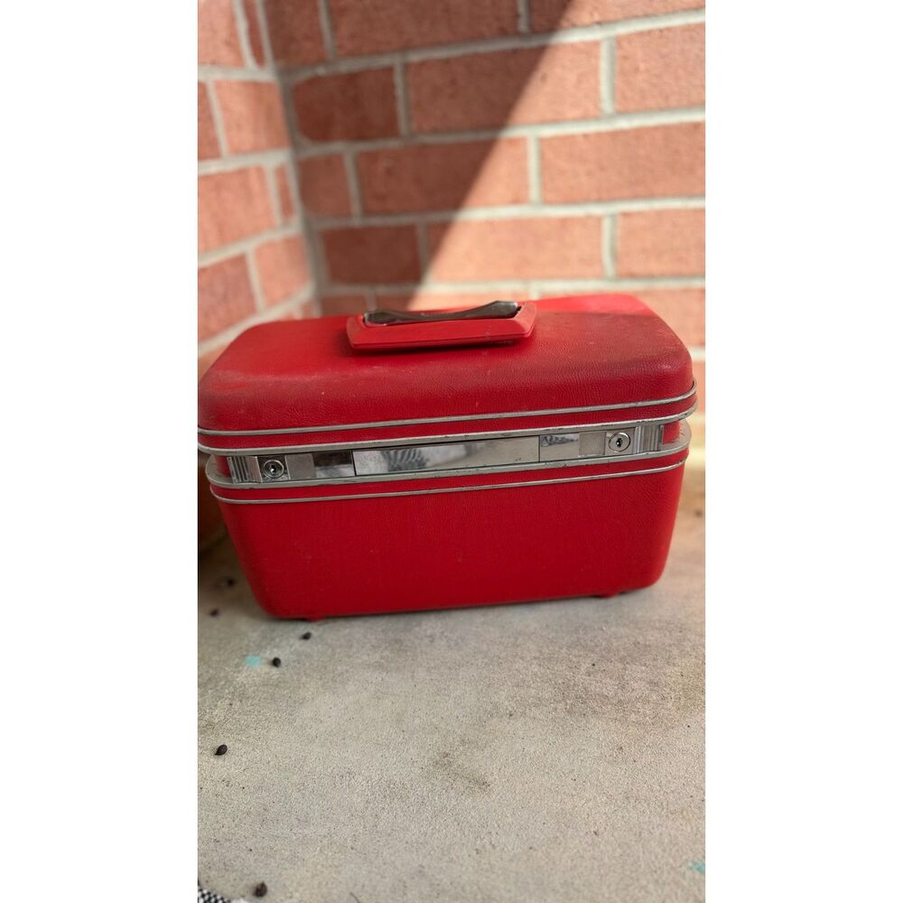 Vintage Samsonite Silhouette Red Train Case Makeup Cosmetic Mirror Tray 1960s